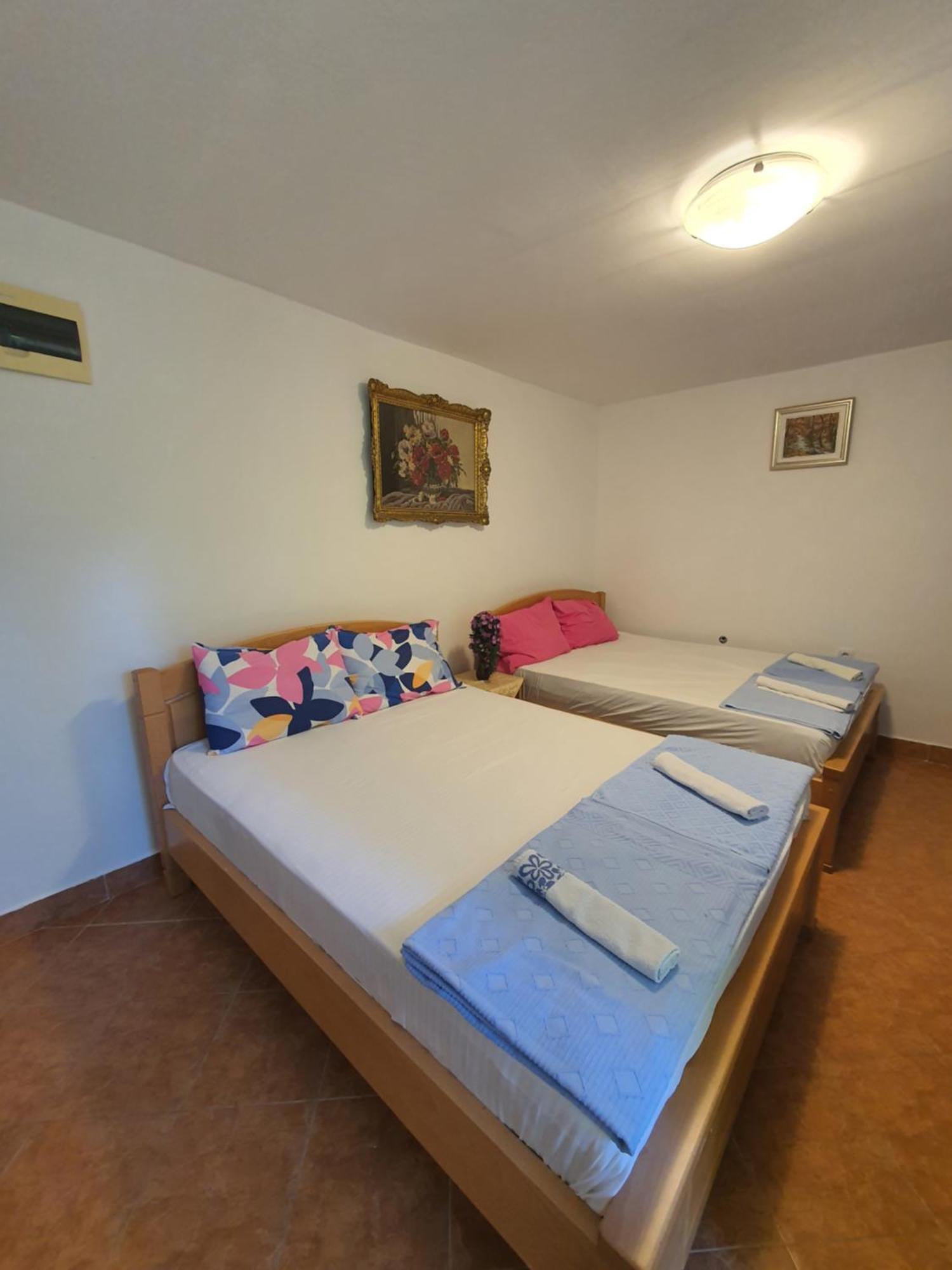 Apartments Petkovic Petrovac Eksteriør bilde