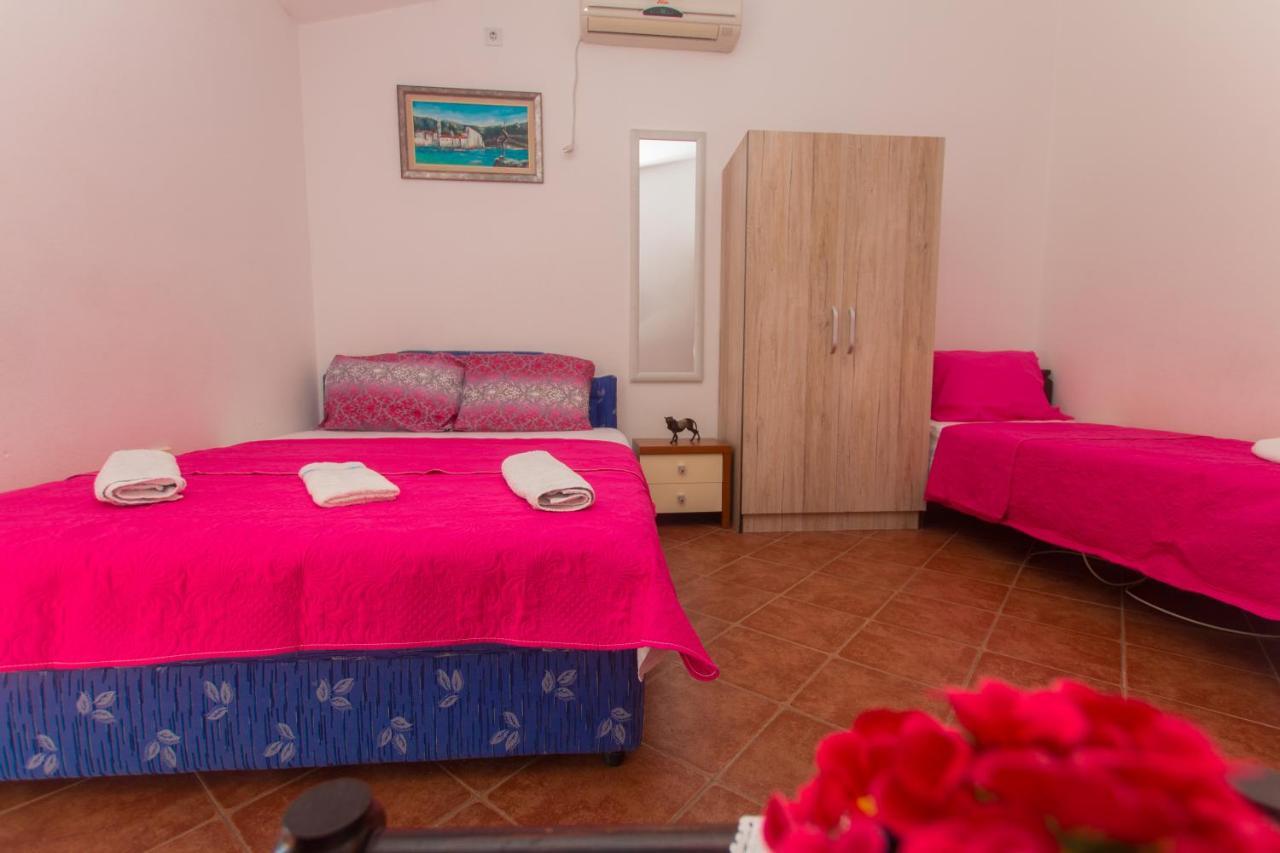 Apartments Petkovic Petrovac Eksteriør bilde