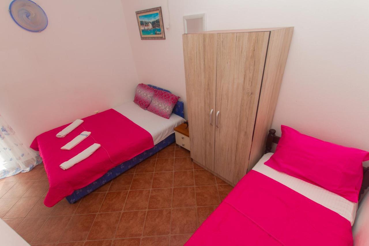 Apartments Petkovic Petrovac Eksteriør bilde