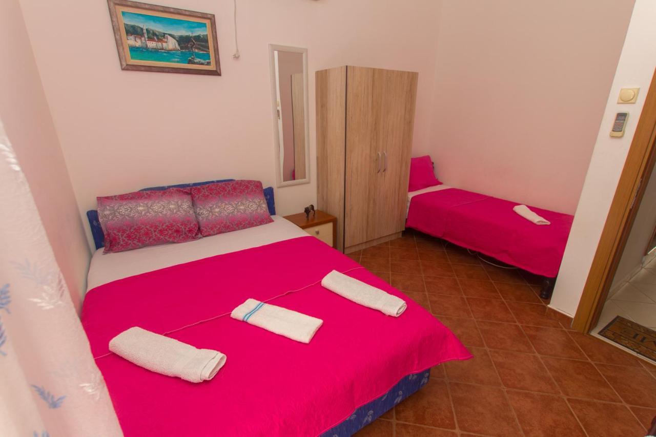 Apartments Petkovic Petrovac Eksteriør bilde