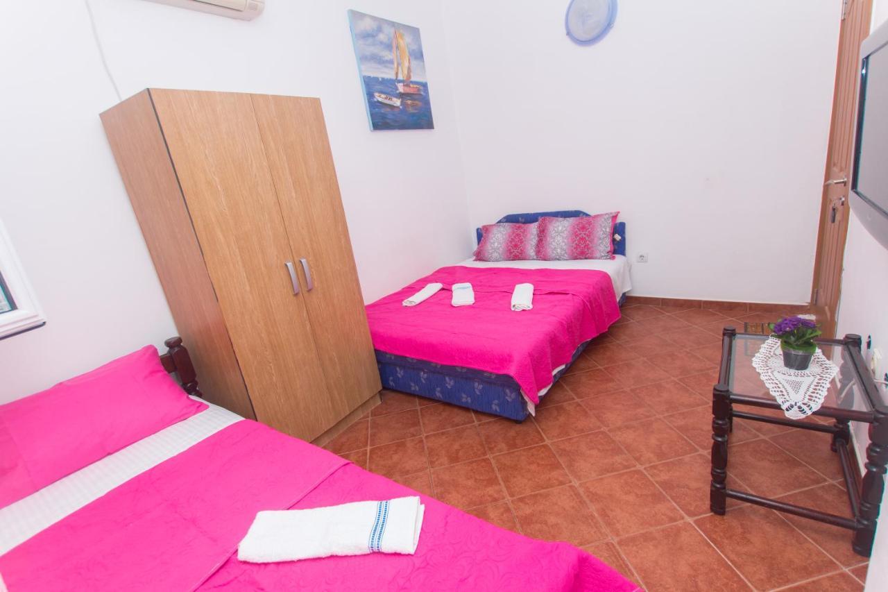 Apartments Petkovic Petrovac Eksteriør bilde