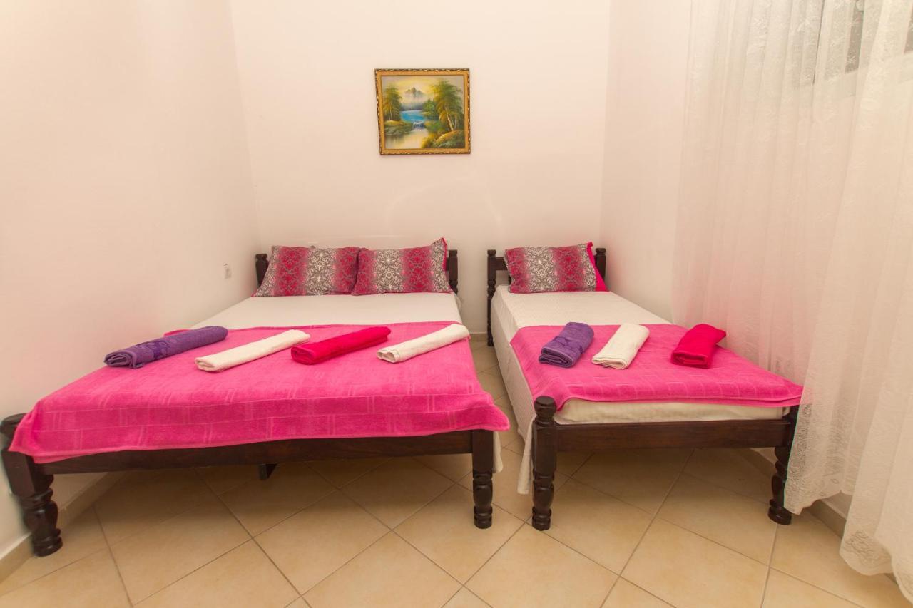 Apartments Petkovic Petrovac Eksteriør bilde